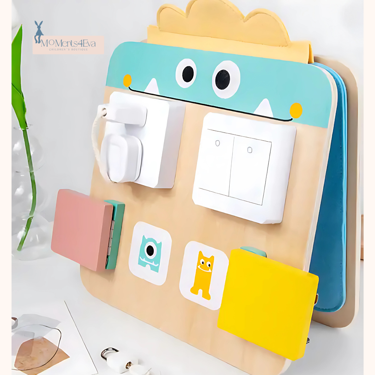 Tablero Montessori con Forma de Libro y Figura de Monstruo para Aprender y Jugar